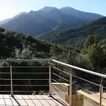 L'oliveraie Du Fango לינה וארוחת בוקר